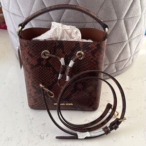 Michael Kors Suri Mini Bag Brown Snake Print NWT